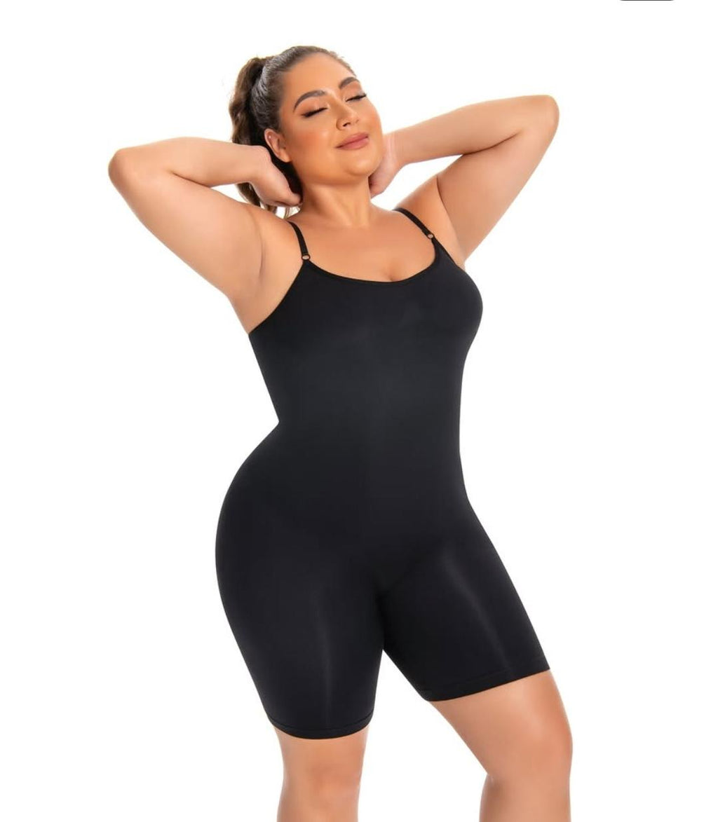 BODY GAINANT SILHOUTTE, VENTRE PLAT, REMONTE-FESSIER – DOS FERMÉ