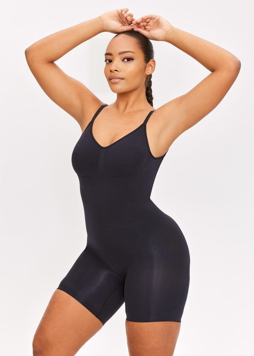 BODY GAINANT SILHOUTTE, VENTRE PLAT, REMONTE-FESSIER – DOS NUS